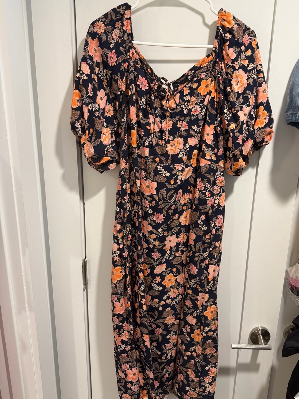Old Navy Navy Midi Smocked Summer Dress with Peach Floral Print